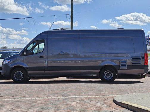 2022 Mercedes-Benz Sprinter 4500 High Roof V6