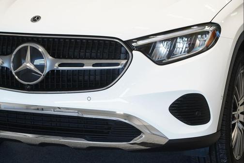Polar White 2026 Mercedes-Benz GLC 300 4MATIC