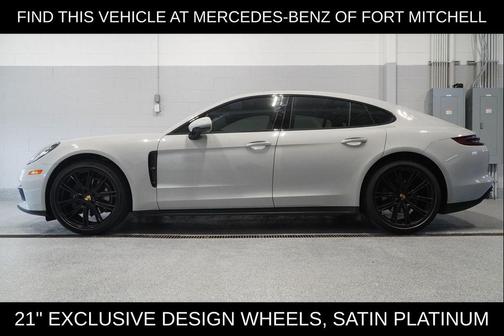2018 Porsche Panamera 4