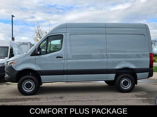 2025 Mercedes-Benz Sprinter 2500 Standard Roof