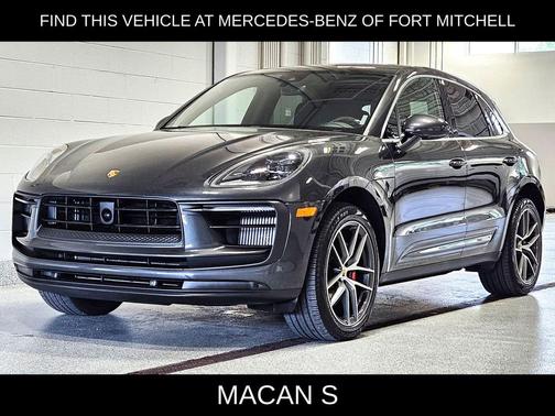 Volcano Grey Metallic 2024 Porsche Macan Macan