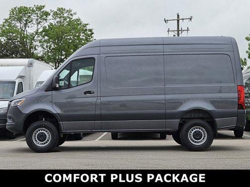 2025 Mercedes-Benz Sprinter 2500 Standard Roof