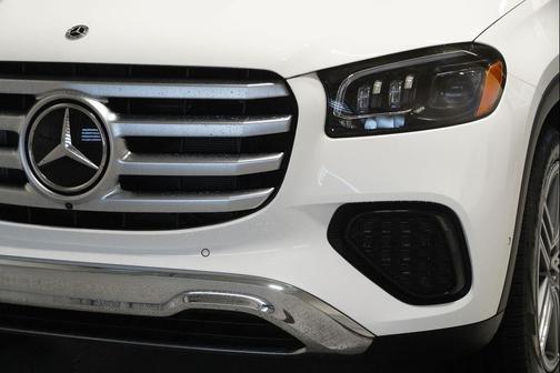 2026 Mercedes-Benz GLS 450 4MATIC
