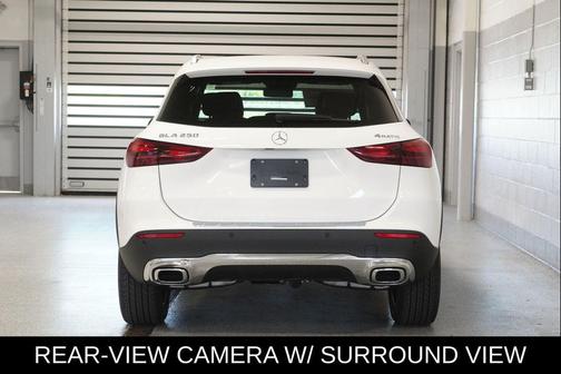 Polar White 2026 Mercedes-Benz GLA 250 4MATIC