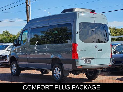 2025 Mercedes-Benz Sprinter 2500 Standard Roof