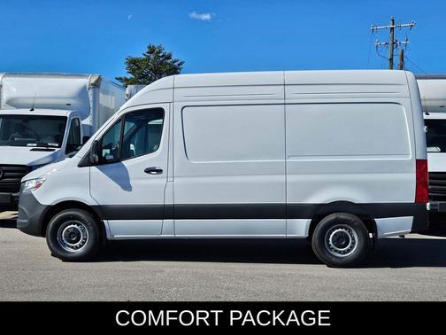 2025 Mercedes-Benz Sprinter 2500 Standard Roof