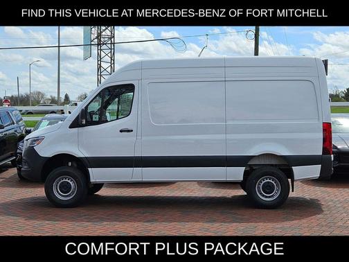 Arctic White 2026 Mercedes-Benz Sprinter 2500 Standard Roof