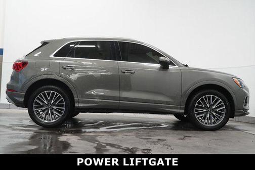 2022 Audi Q3 40 Premium
