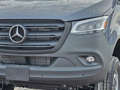 2025 Mercedes-Benz Sprinter 2500 High Roof