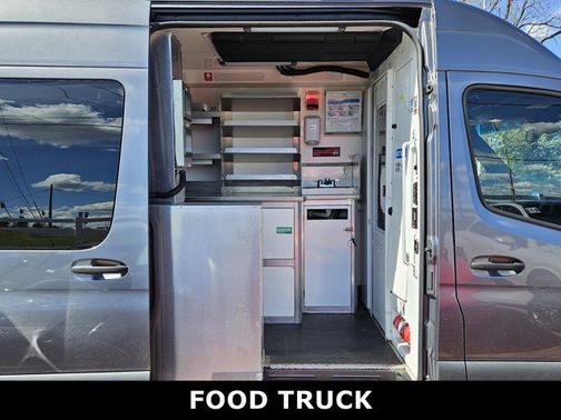 2021 Mercedes-Benz Sprinter 4500 Extended Cargo Van 170 in. WB