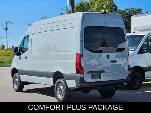 2025 Mercedes-Benz Sprinter 2500 Standard Roof