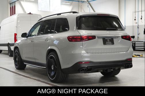2026 Mercedes-Benz AMG GLS 63 Base