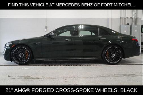 MANUFAKTUR Exclusive Dark Olive Green Non-Metallic 2026 Mercedes-Benz AMG S 63 E 4MATIC