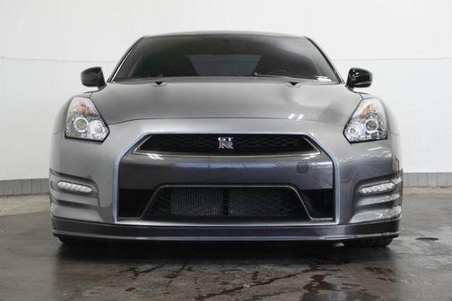2014 Nissan GT-R Premium