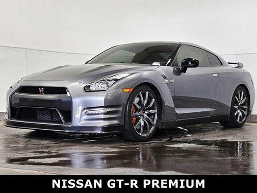 2014 Nissan GT-R Premium