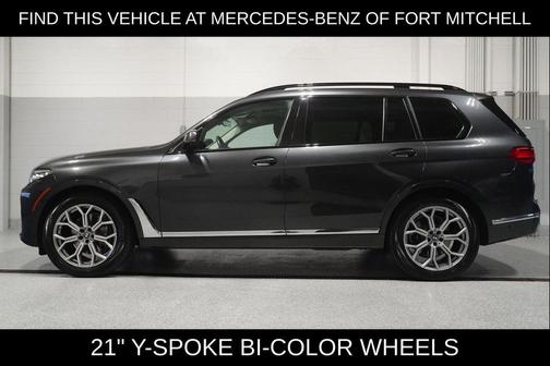 Dark Graphite Metallic 2021 BMW X7 xDrive40i