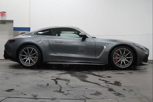 2025 Mercedes-Benz AMG GT 63 S E Performance