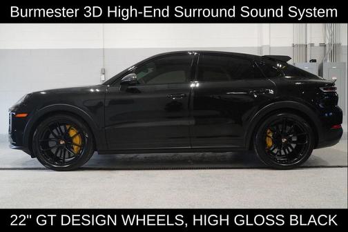 2025 Porsche Cayenne Turbo GT