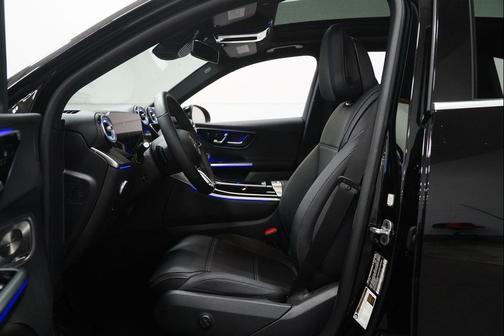 2025 Mercedes-Benz GLC 350e Base