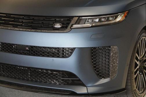 2025 Land Rover Range Rover Sport P635 SV Edition Two