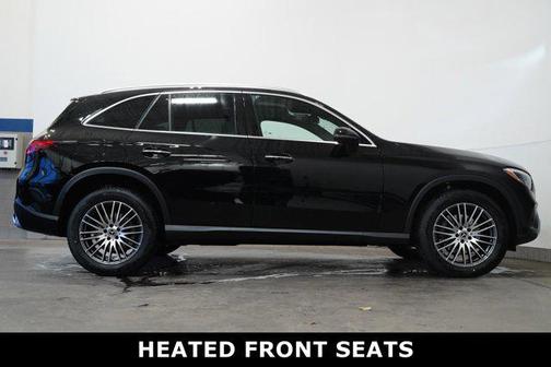 2025 Mercedes-Benz GLC 300 4MATIC