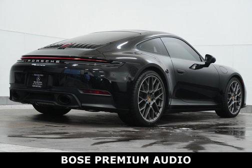 2025 Porsche 911 Carrera