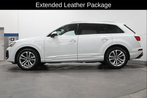 2025 Audi Q7 55 Prestige