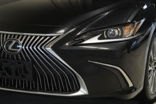 2021 Lexus ES 350 Base