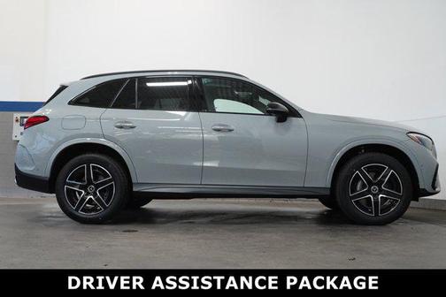2025 Mercedes-Benz GLC 300 4MATIC