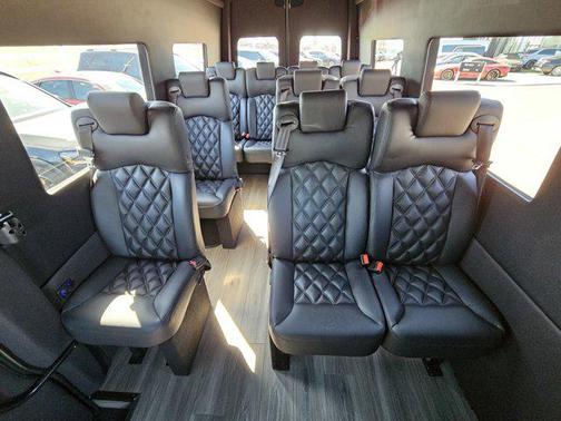 2021 Mercedes-Benz Sprinter 4500 Extended Cargo Van 170 in. WB