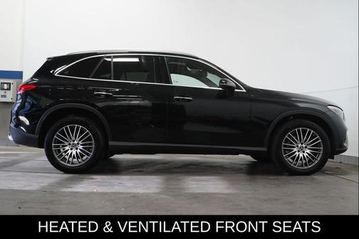 2025 Mercedes-Benz GLC 300 4MATIC