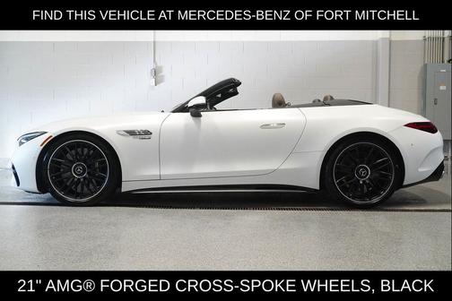 MANUFAKTUR Moonlight White Magno 2025 Mercedes-Benz AMG SL 63 Base