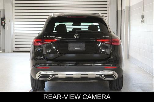 Black 2024 Mercedes-Benz GLC 300 4MATIC