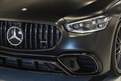 2025 Mercedes-Benz AMG S 63 E 4MATIC