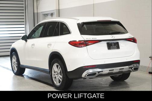 Polar White 2026 Mercedes-Benz GLC 300 4MATIC