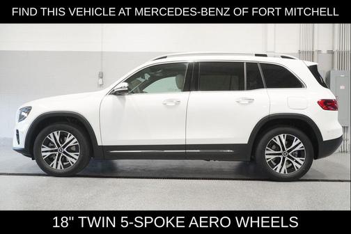 Polar White 2026 Mercedes-Benz GLB 250 4MATIC
