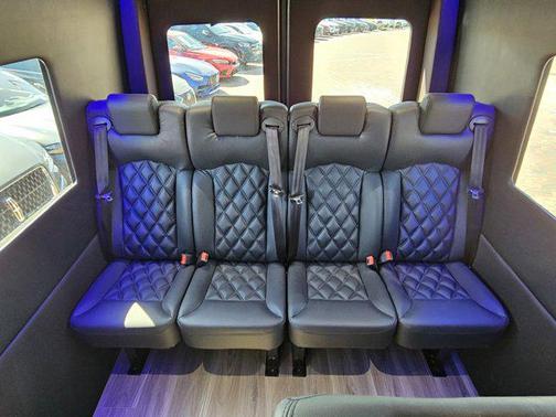 2021 Mercedes-Benz Sprinter 4500 Extended Cargo Van 170 in. WB