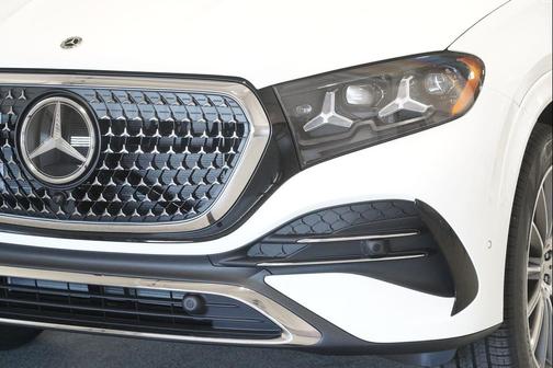 Polar White 2027 Mercedes-Benz GLE 350 4MATIC