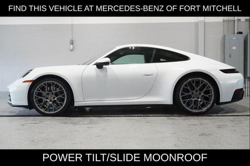 2025 Porsche 911 Carrera