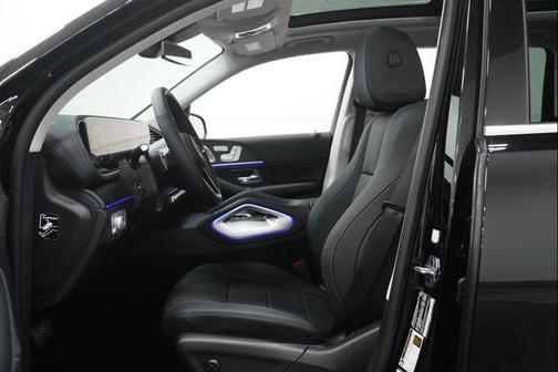 2026 Mercedes-Benz GLS 450 4MATIC