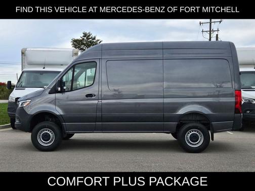 2025 Mercedes-Benz Sprinter 2500 Standard Roof