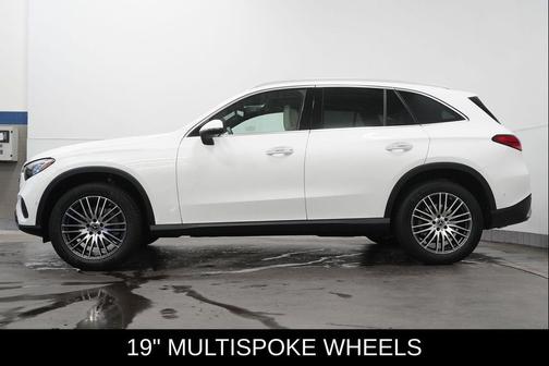 2026 Mercedes-Benz GLC 300 4MATIC