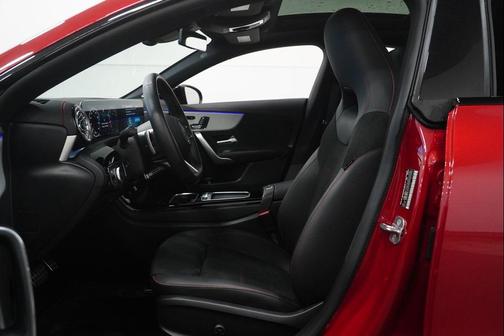 2025 Mercedes-Benz CLA 250 4MATIC