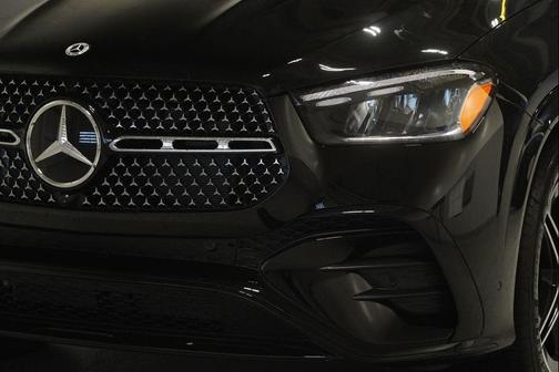 Black 2026 Mercedes-Benz GLE 450 4MATIC