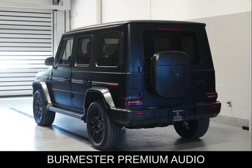 MANUFAKTUR Night Black Magno 2026 Mercedes-Benz G-Class G 580