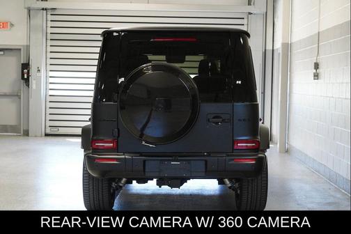MANUFAKTUR Night Black Magno 2025 Mercedes-Benz AMG G 63 G 63 AMG