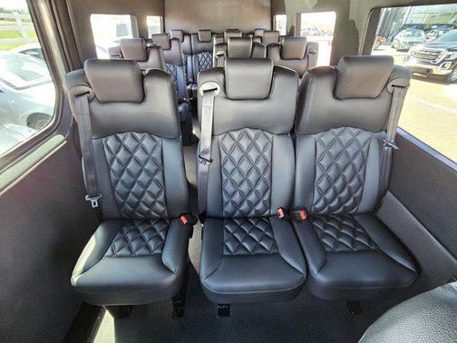 2021 Mercedes-Benz Sprinter 4500 Extended Cargo Van 170 in. WB