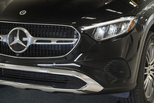 Black 2026 Mercedes-Benz GLC 300 4MATIC