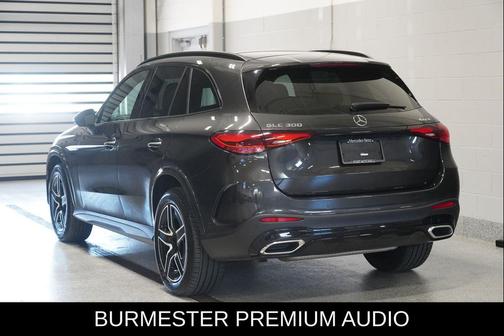 Graphite Grey Metallic 2026 Mercedes-Benz GLC 300 4MATIC