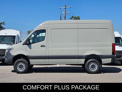 2025 Mercedes-Benz Sprinter 2500 Standard Roof